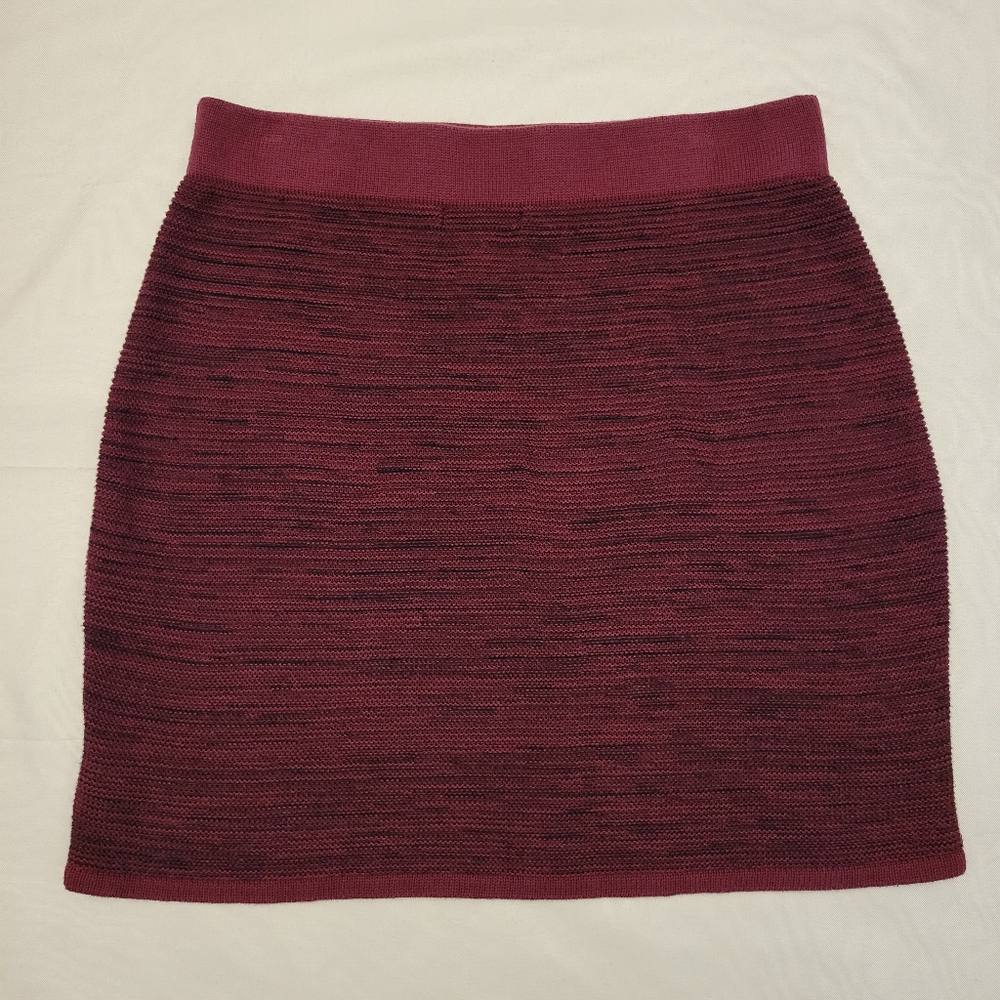 Knit Mini Burgundy Skirt Size PL - Picture 2 of 10